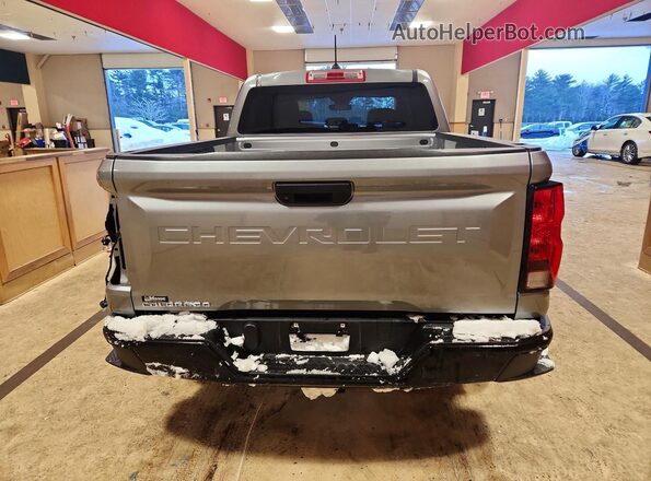 1GCGSBEC0R1134277 2024 CHEVROLET COLORADO Серебряный Вид сзади