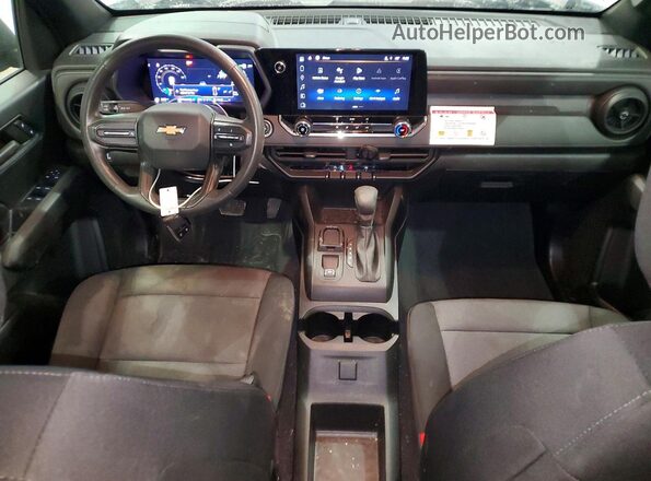 1GCGSBECXR1236539 2024 CHEVROLET COLORADO Серый Вид панели приборов