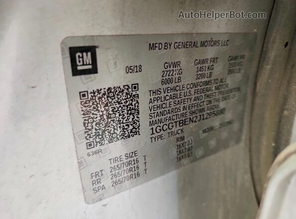 1GCGTBEN2J1295880 2018 CHEVROLET COLORADO Серебряный Вид подкапотного пространства
