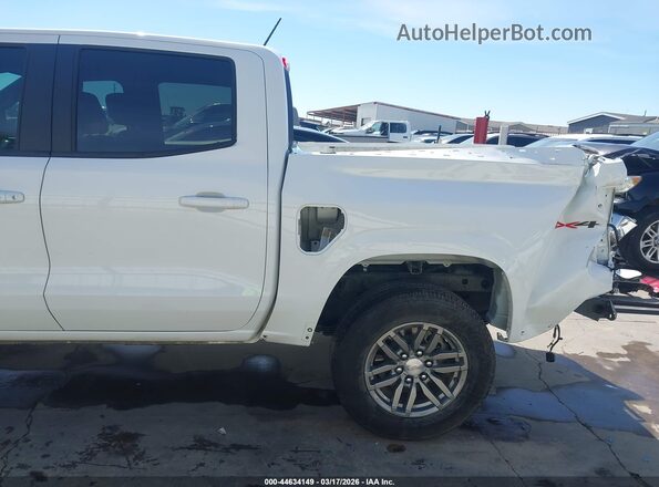 1GCGTCEC2R1309972 2024 CHEVROLET COLORADO White Widok z przodu
