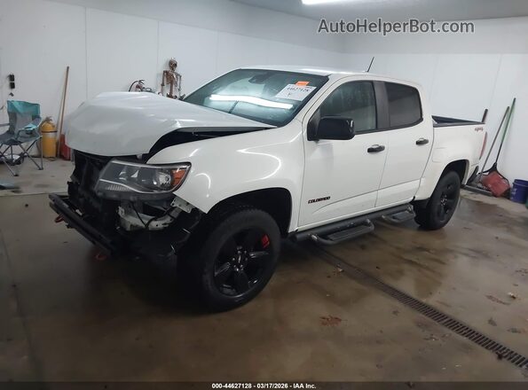 1GCGTCEN2J1125802 2018 CHEVROLET COLORADO Белый Передняя левая четверть
