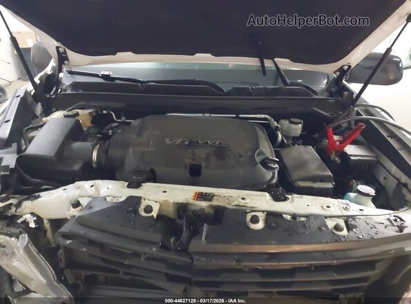 1GCGTCEN2J1125802 2018 CHEVROLET COLORADO Белый Вид сзади