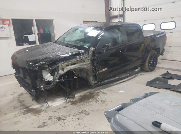 1GCGTDEN0N1300057 2022 CHEVROLET COLORADO Черный Передняя левая четверть