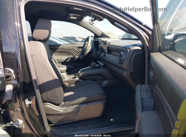 1GCPSBEK3T1101210 2026 CHEVROLET COLORADO Black Вид салону спереду