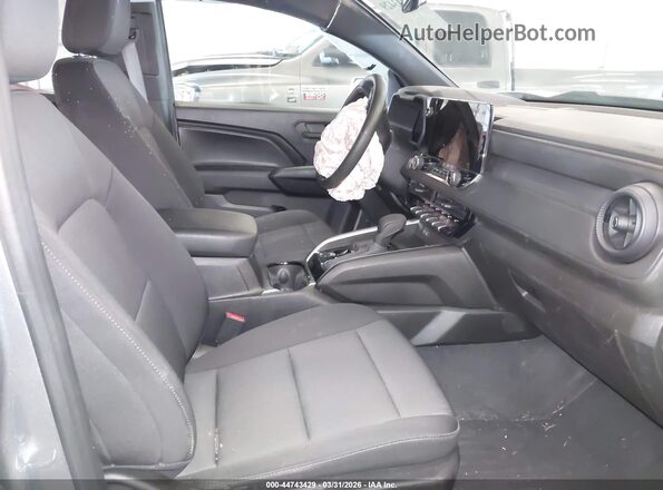 1GCPSBEK8P1157651 2023 CHEVROLET COLORADO Серый Вид салона спереди