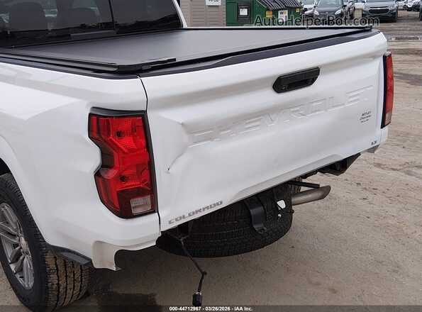 1GCPSCEK5P1181833 2023 CHEVROLET COLORADO White Առջևի վահանակի տեսք