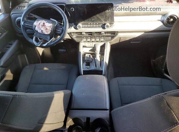 1GCPSCEK8R1237587 2024 CHEVROLET COLORADO Красный Вид панели приборов