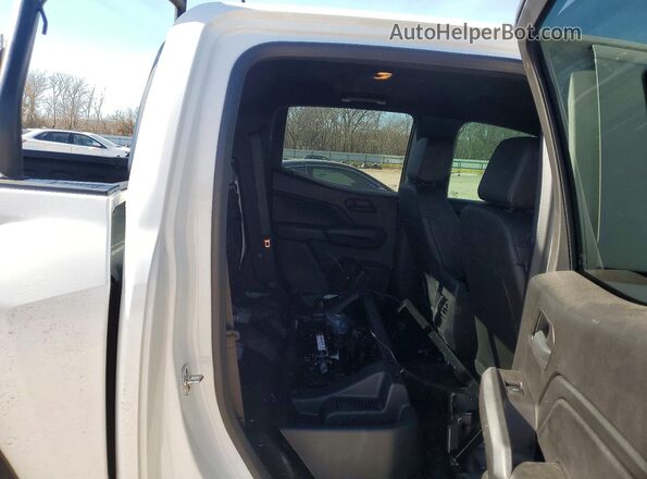 1GCPTEEK7T1104125 2026 CHEVROLET COLORADO White Vista de los asientos traseros