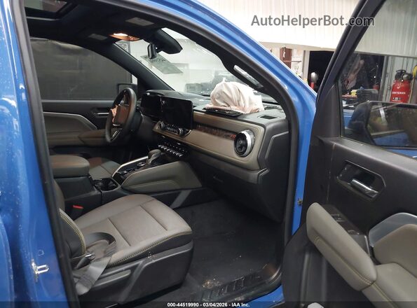 1GCPTFEK3T1146409 2026 CHEVROLET COLORADO Blue Vista interior delantera