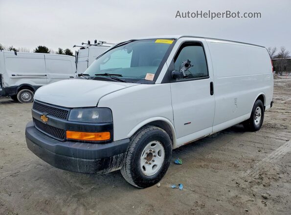 1GCWGAF17K1249615 2019 CHEVROLET EXPRESS Белый Передняя левая четверть