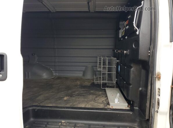 1GCWGAF17K1249615 2019 CHEVROLET EXPRESS Белый Вид задних сидений