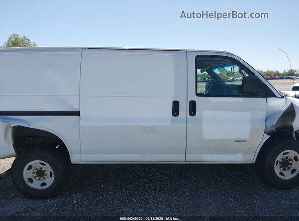 1GCWGAF19K1220035 2019 CHEVROLET EXPRESS Белый 