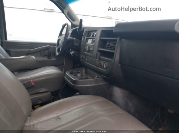 1GCWGAFF1G1126086 2016 CHEVROLET EXPRESS White Սալոնի դիմացի տեսք
