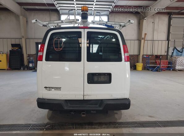 1GCWGAFF6G1330382 2016 CHEVROLET EXPRESS Белый 