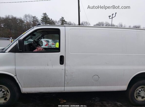 1GCWGAFG2J1336888 2018 CHEVROLET EXPRESS Белый Панорамный вид салона 360°