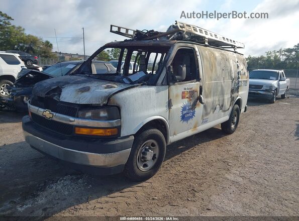 1GCWGAFG3J1183180 2018 CHEVROLET EXPRESS White Przód lewy