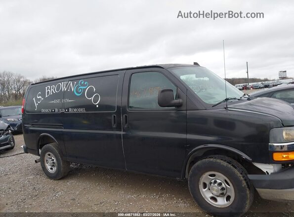 1GCWGAFG4L1254728 2020 CHEVROLET EXPRESS Черный Вид задней части салона