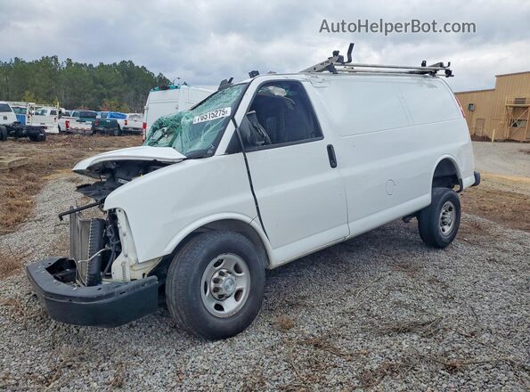1GCWGAFP0K1271332 2019 CHEVROLET EXPRESS White Przód lewy