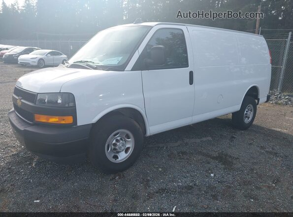 1GCWGAFP1P1106543 2023 CHEVROLET EXPRESS Белый Передняя левая четверть