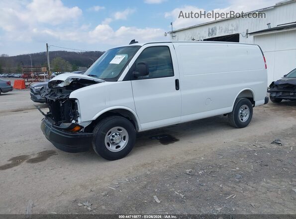 1GCWGAFP2S1148261 2025 CHEVROLET EXPRESS Белый Передняя левая четверть
