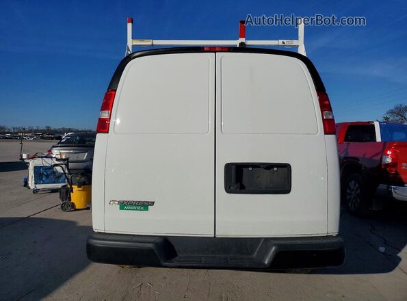 1GCWGAFP3N1251807 2022 CHEVROLET EXPRESS White უკანა ხედი