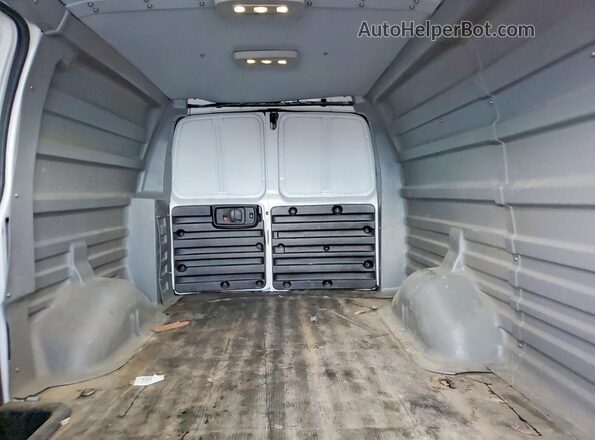 1GCWGAFP3P1130620 2023 CHEVROLET EXPRESS Белый Вид задних сидений