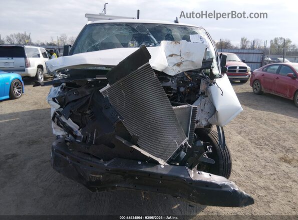 1GCWGAFP7S1150927 2025 CHEVROLET EXPRESS Белый Вид щитка приборов