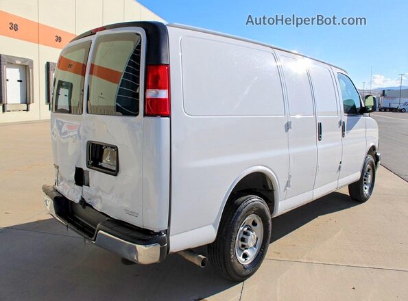 1GCWGAFPXP1243335 2023 CHEVROLET EXPRESS White Trasero derecho