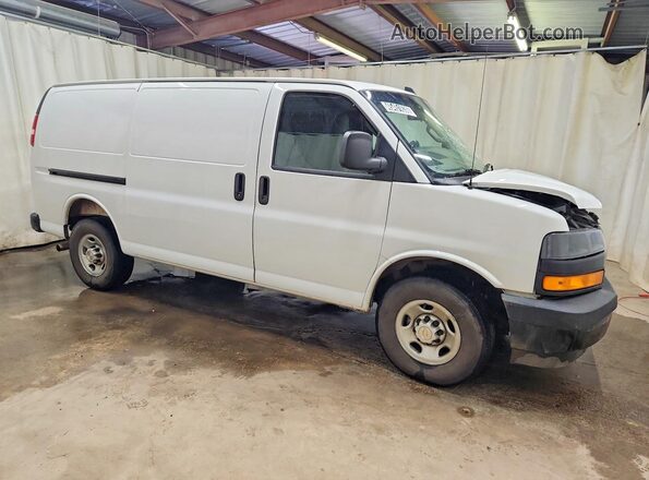 1GCWGAFPXS1270608 2025 CHEVROLET EXPRESS White Przód prawy