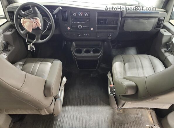 1GCWGAFPXS1270608 2025 CHEVROLET EXPRESS White 