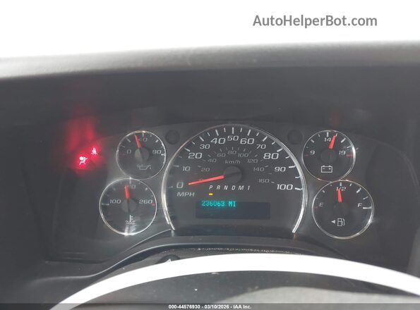 1GCZGGFG3K1359517 2019 CHEVROLET EXPRESS Белый Вид задних сидений