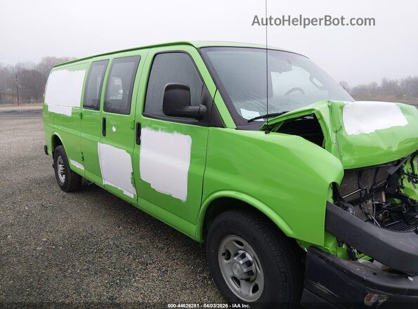 1GCZGHFG8H1218134 2017 CHEVROLET EXPRESS Зеленый Вид задней части салона