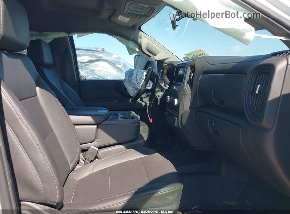 1GD28LE71NF247374 2022 GMC SIERRA White Widok wnętrza z przodu