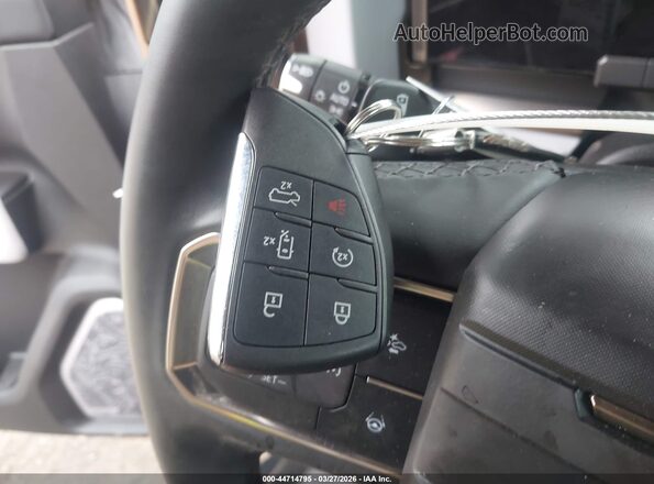 1GKB0RDC5RU112451 2024 GMC HUMMER EV SUV Черный Вид панели приборов