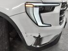 2024 Gmc Acadia Uplevel Белый vin: 1GKENNKS5RJ197875 Damage: Right Front Wheel Opening Mldg, Broken, Replacement Required