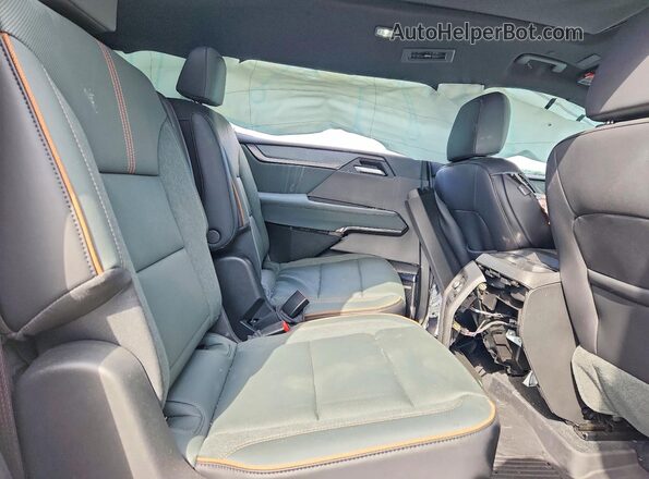 1GKENPRS8SJ286430 2025 GMC ACADIA Белый Вид задней части салона