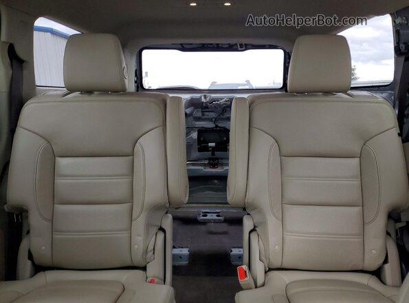 1GKKNXLS0KZ181992 2019 GMC ACADIA Silver Rear seats view