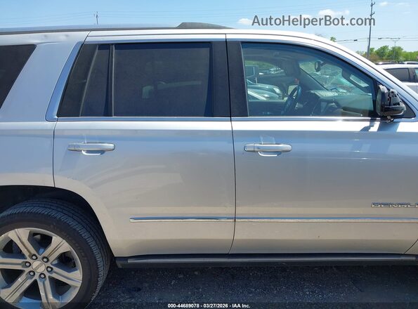 1GKS2CKJ2JR298417 2018 GMC YUKON Серебряный Вид задней части салона