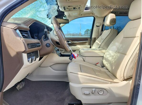 1GKS2DKL5PR188865 2023 GMC YUKON White Widok wnętrza z przodu