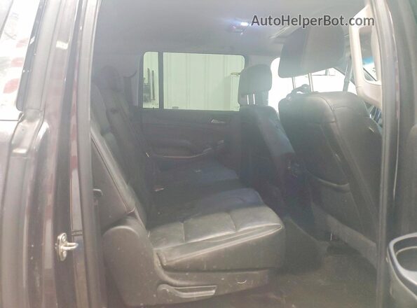 1GKS2GKC0JR313893 2018 GMC YUKON Gray Widok wnętrza z tyłu