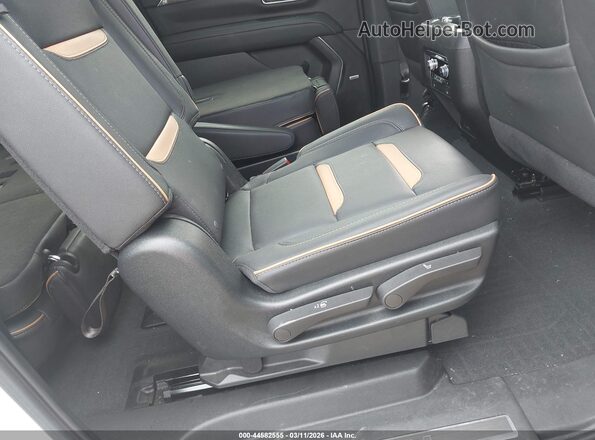 1GKS2HKL8PR438414 2023 GMC YUKON Белый Вид наклейки с VIN-кодом