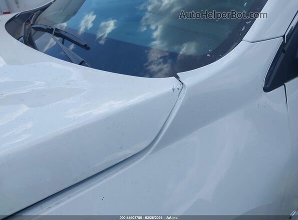 1GNERGKS4TJ205975 2026 CHEVROLET TRAVERSE Белый Панорамный вид салона 360°