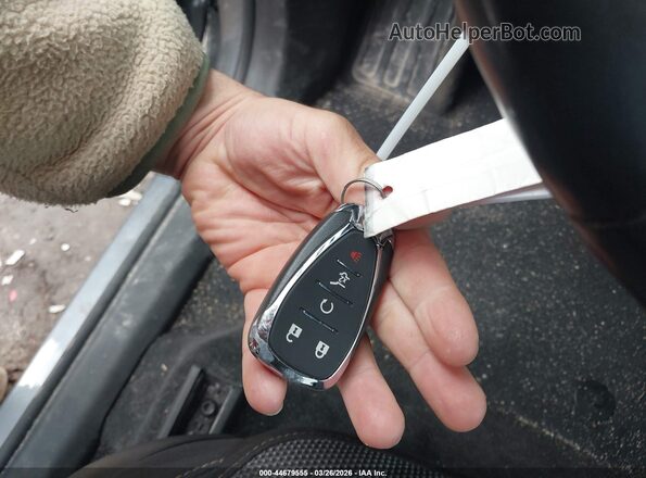 1GNEVGKW1LJ323979 2020 CHEVROLET TRAVERSE Серебряный Вид панели приборов