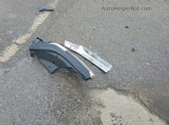 1GNEVGRS8SJ219040 2025 CHEVROLET TRAVERSE Серебряный Вид наклейки с VIN-кодом