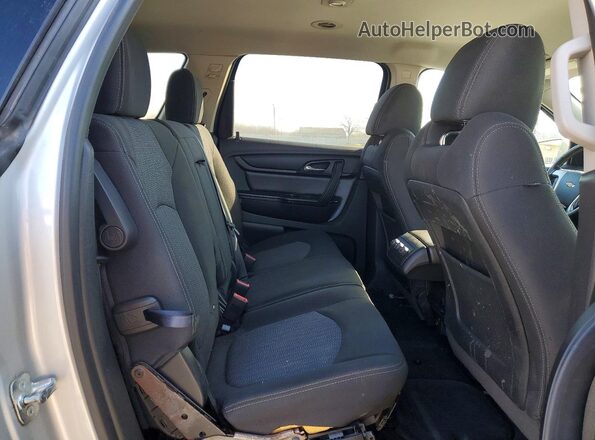 1GNKVGKD2HJ108734 2017 CHEVROLET TRAVERSE Серебряный Вид задней части салона