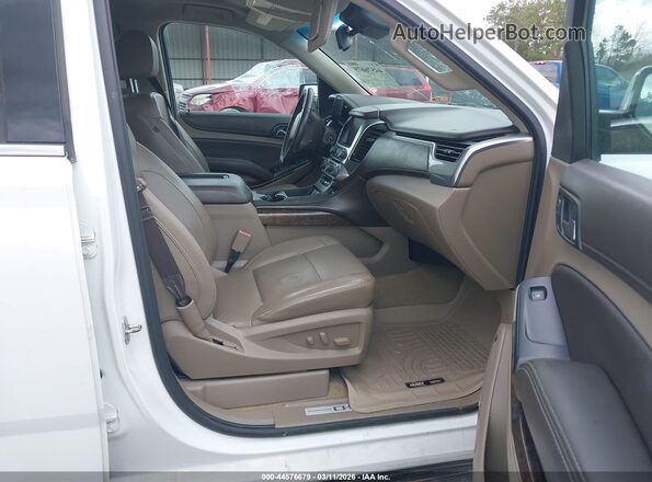1GNSCBKC2HR255699 2017 CHEVROLET TAHOE Белый Вид салона спереди