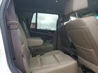 2019 Chevrolet Tahoe C1500 Lt White vin: 1GNSCBKC4KR285049