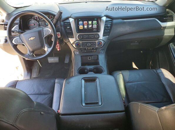 1GNSCBKC7HR166548 2017 CHEVROLET TAHOE Серебряный Вид панели приборов
