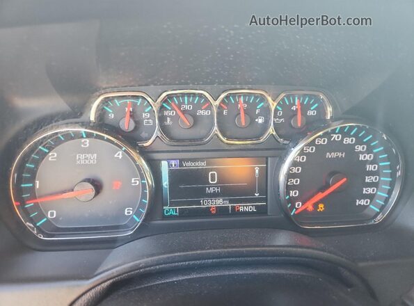 1GNSCBKCXJR395537 2018 CHEVROLET TAHOE Белый Вид щитка приборов