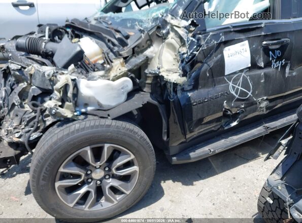 1GNSCBKD1PR225679 2023 CHEVROLET SUBURBAN Черный Передняя левая четверть